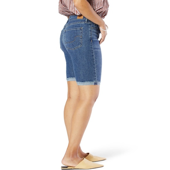 Signature by Levi Strauss & Co. Women's Bermuda Shorts - Picture 2 of 3